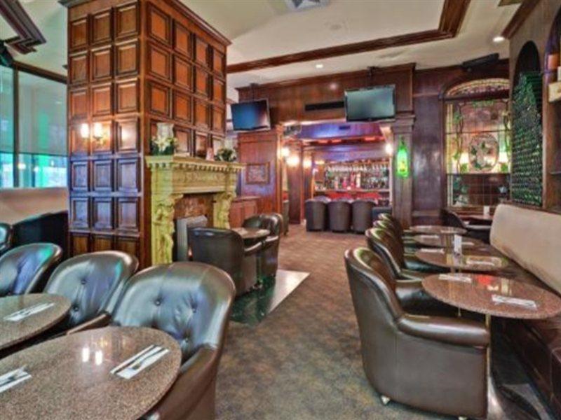 Holiday Inn Montreal Midtown Buitenkant foto