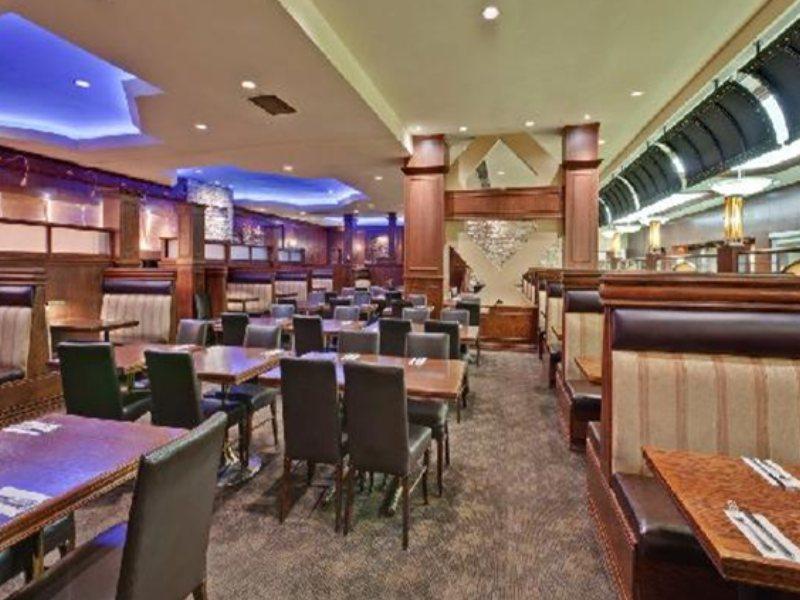 Holiday Inn Montreal Midtown Buitenkant foto